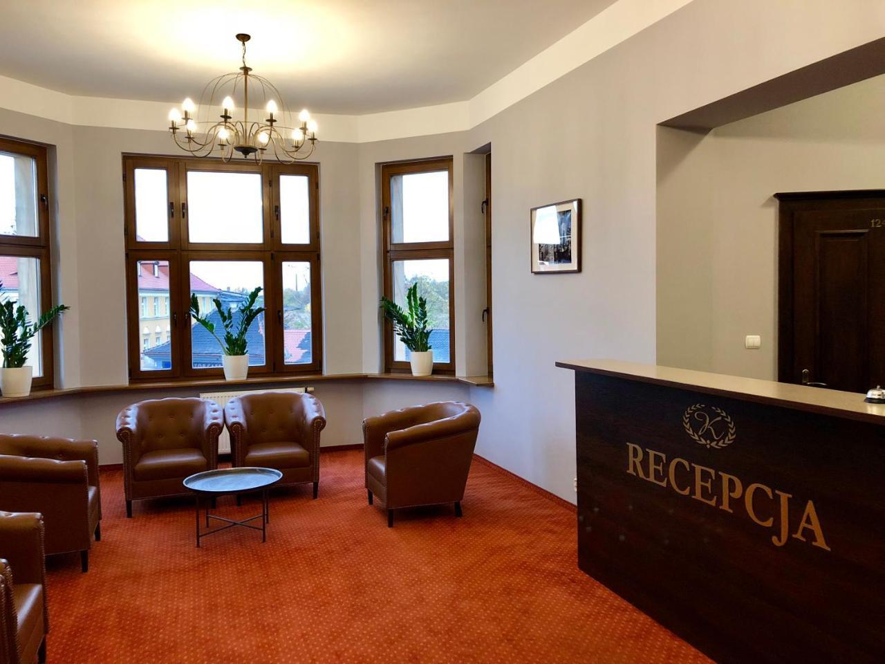 Staromiejski Piwowar Hotel Legnica Buitenkant foto